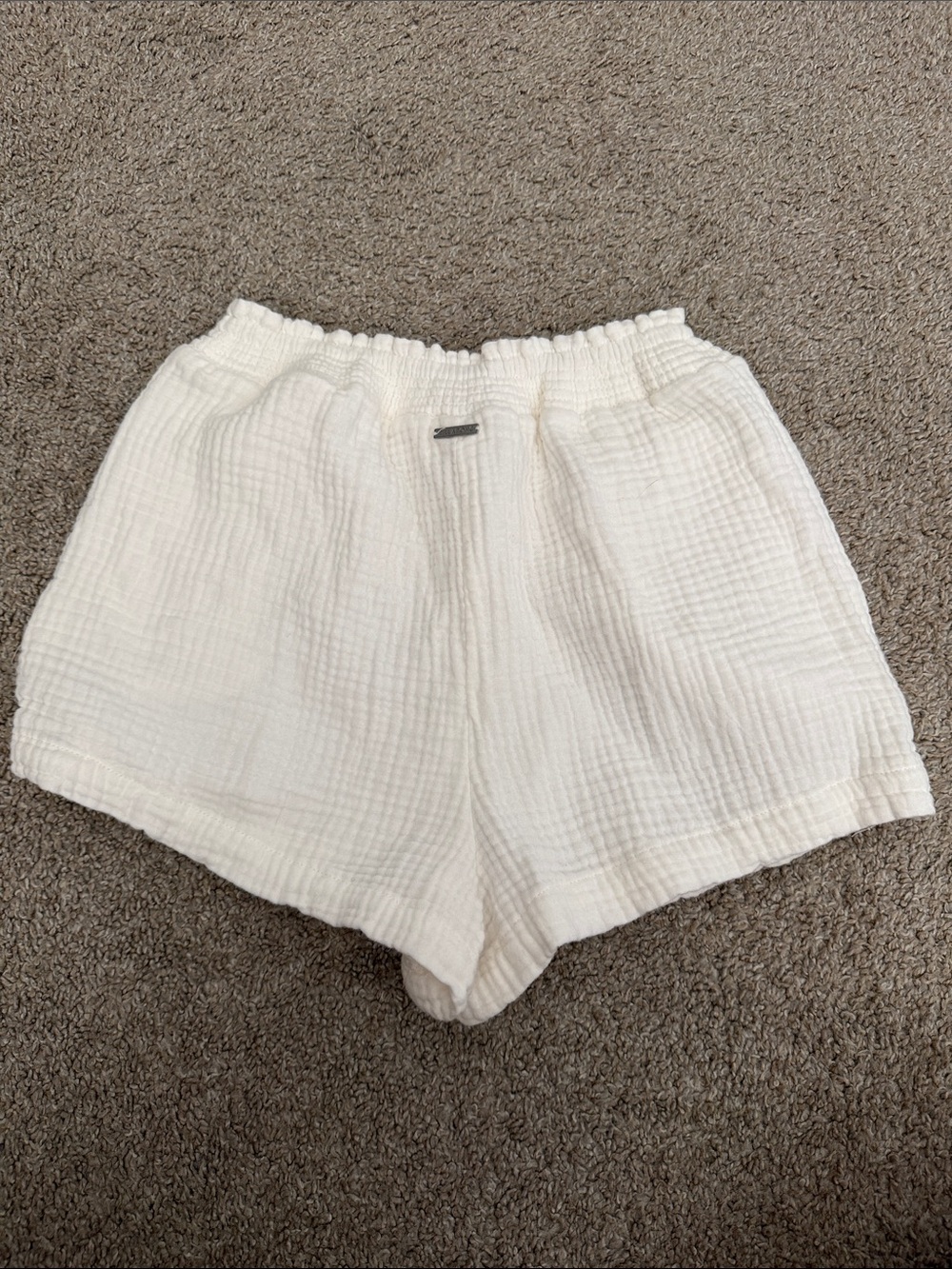 Billabong White High-Waist Gauze Pull-On Shorts - Picture 2 of 3